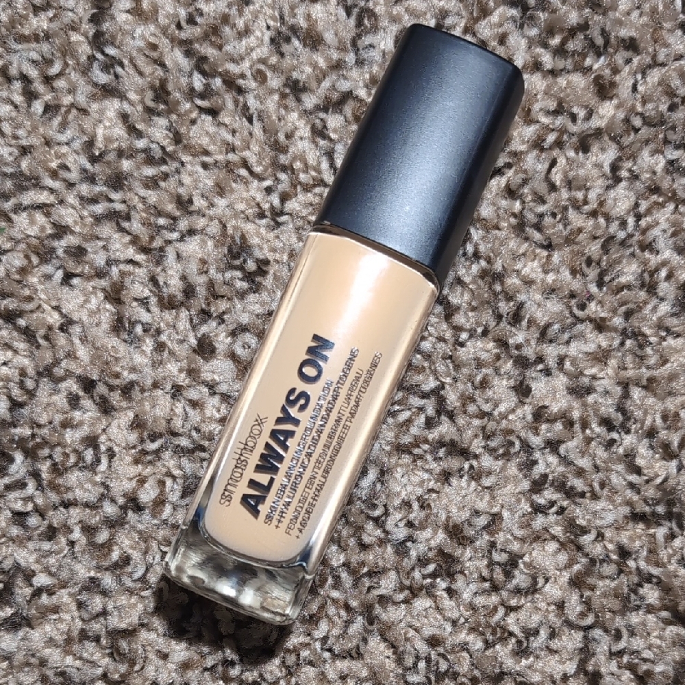 Smashbox Always On Skin Balancing Foundation